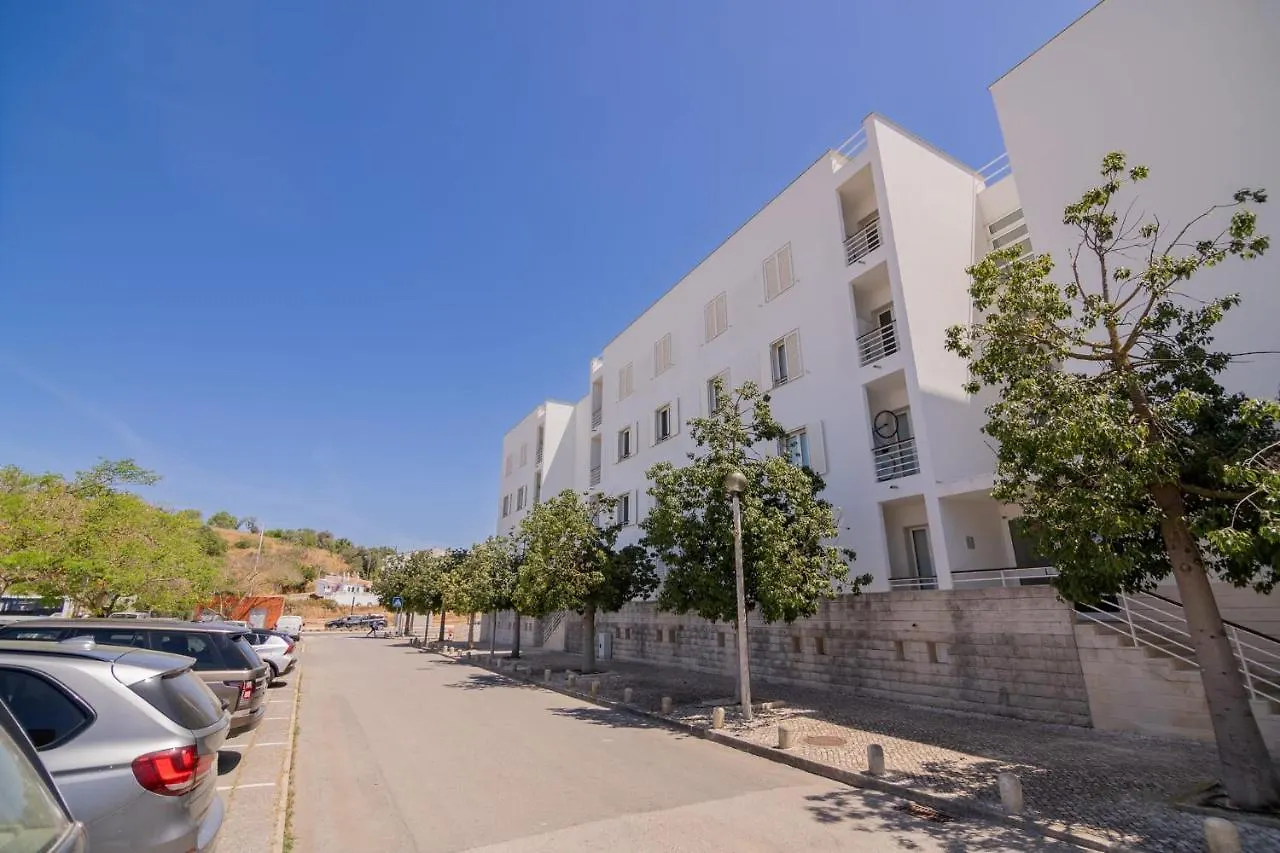 Marina Retreat - An Exquisite 2 Bedroom Apartment On The Lagos Marina