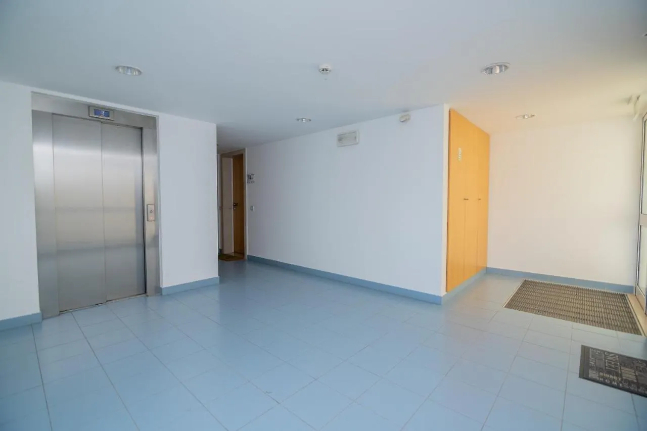 Marina Retreat - An Exquisite 2 Bedroom Apartment On The Lagos Marina