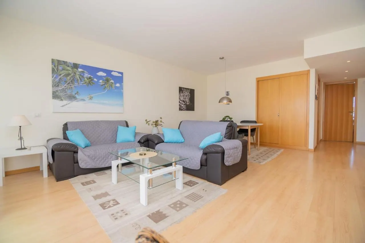 Marina Retreat - An Exquisite 2 Bedroom Apartment On The Lagos Marina