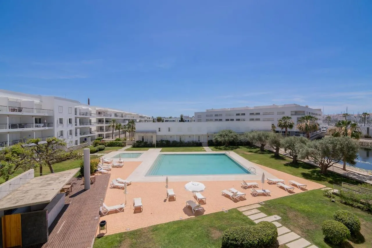 Marina Retreat - An Exquisite 2 Bedroom Apartment On The Lagos Marina 0*,