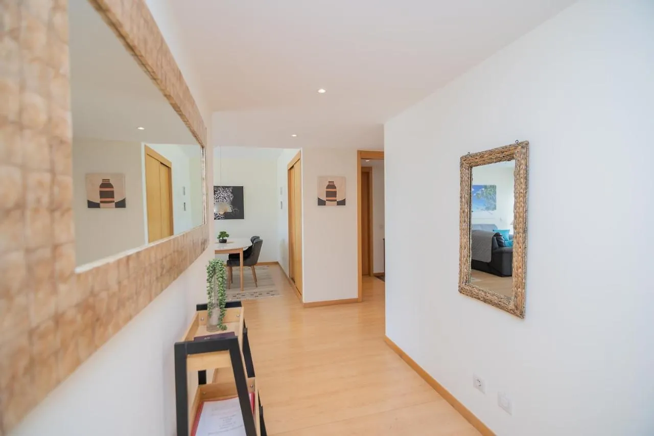 Marina Retreat - An Exquisite 2 Bedroom Apartment On The Lagos Marina